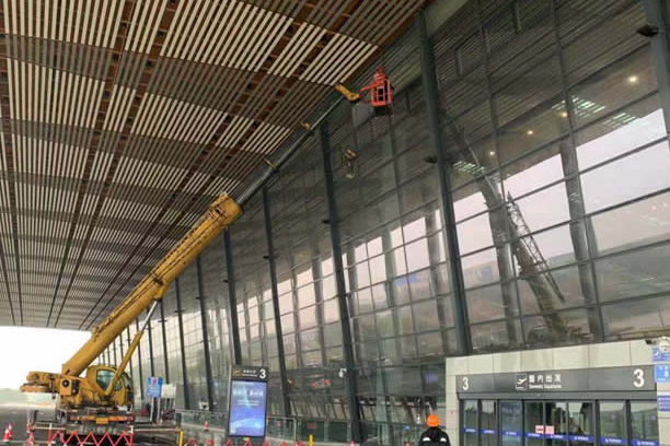 下谷坪土家族乡玻璃幕墙维护和保养